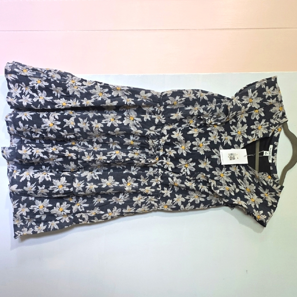 Floral Print Dress with Yellow and White Flowers